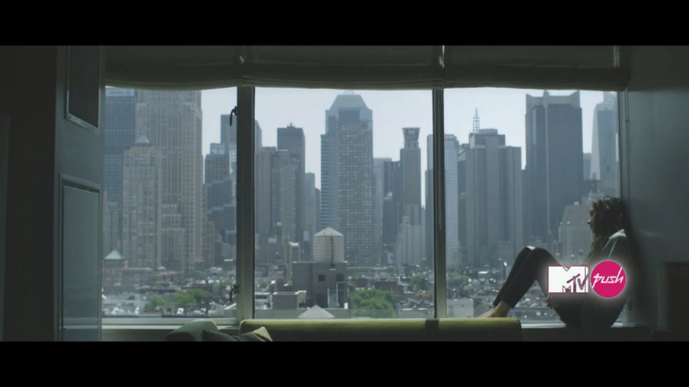 CHVRCHES – The Mother We Share (MTV Push) смотреть онлайн