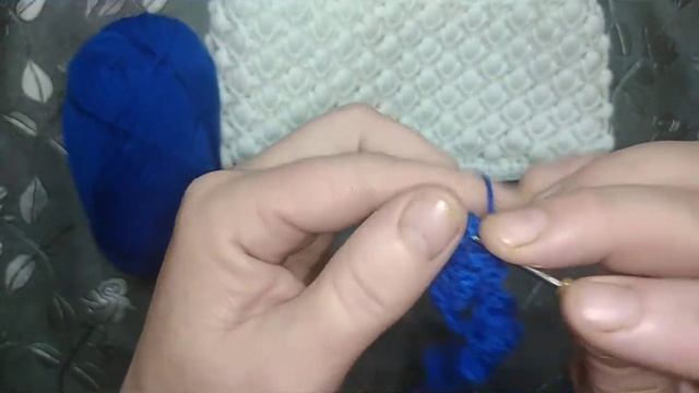 Повязка на голову крючком интересным двухслойным рельефным узором. Woven crochet:3D puff смотреть онлайн