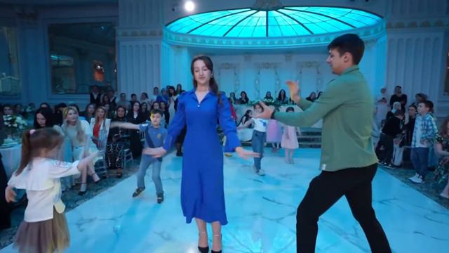 ИНГУШСКАЯ Песня Лема Нальгиева - Танец смотреть онлайн