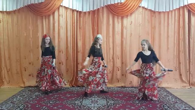 Ансамбль "Три подружки" Гадалка смотреть онлайн
