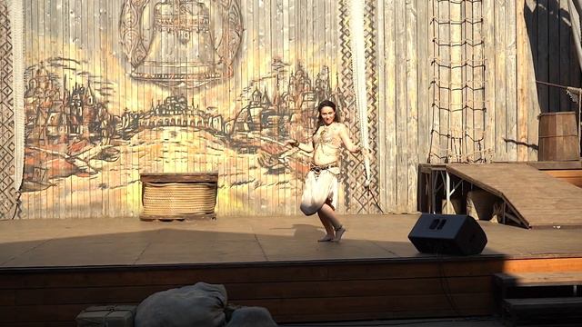 Uptown Funk by Ekaterina Roizen / Indian vogue tribal fusion / Sauria Sisters 2022 смотреть онлайн