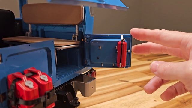 Upgrading the Toyota Land Cruiser FJ40 from FMS смотреть онлайн