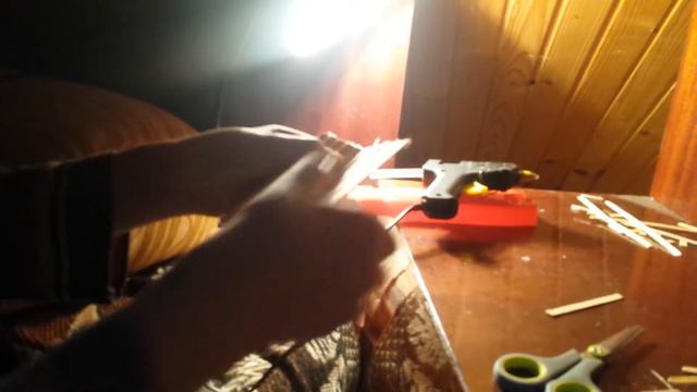 Як зробити лавочку з деревяних паличок смотреть онлайн