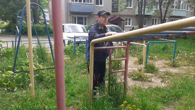 Восстанавливаюсь после инсульта.Дошли до сарая.Прогулялить на детской площадке. смотреть онлайн