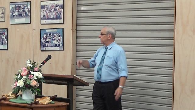Luke: A Life of Service - Colossians 4:14 смотреть онлайн