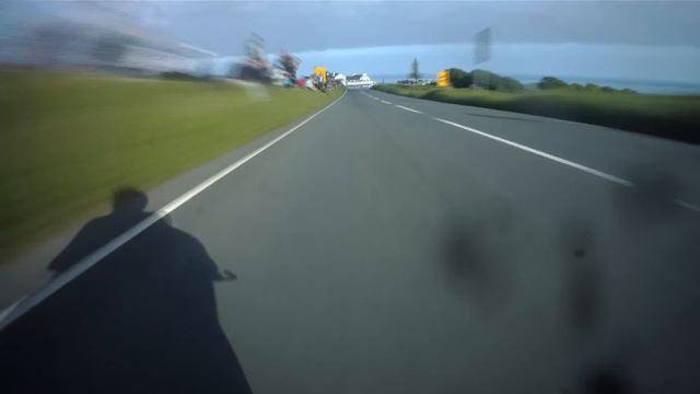 Michael Dunlop on a BMW mission! смотреть онлайн