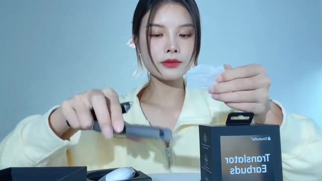 01開箱實測 | WT2 Edge翻譯耳機 смотреть онлайн
