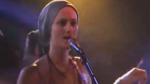 Yellow Sisters & Ranking Fire: Zum bem bem zum смотреть онлайн