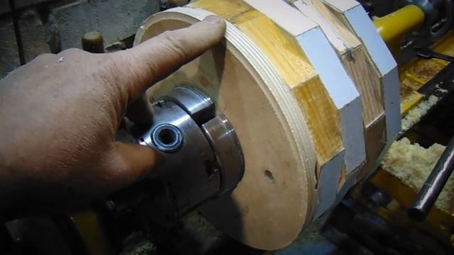 Напольная ваза из дерева . смотреть онлайн