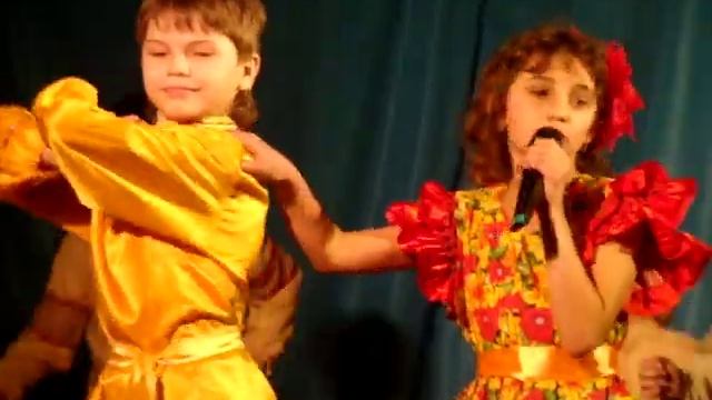 Сашенька Кострыкина "Емеля" смотреть онлайн