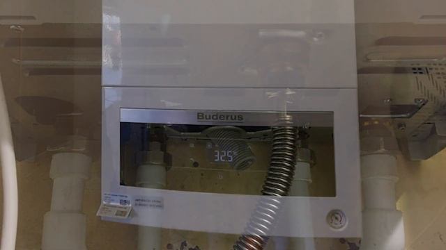 Настенный газовый котел Buderus U072-35 смотреть онлайн
