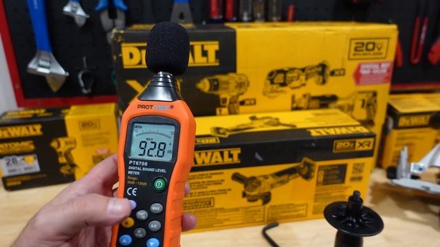 DEWALT ? 20V MAX* XR Angle Grinder with Kickback Brake, Slide Switch, 4-1/2-Inch, Tool Only #dewalt смотреть онлайн