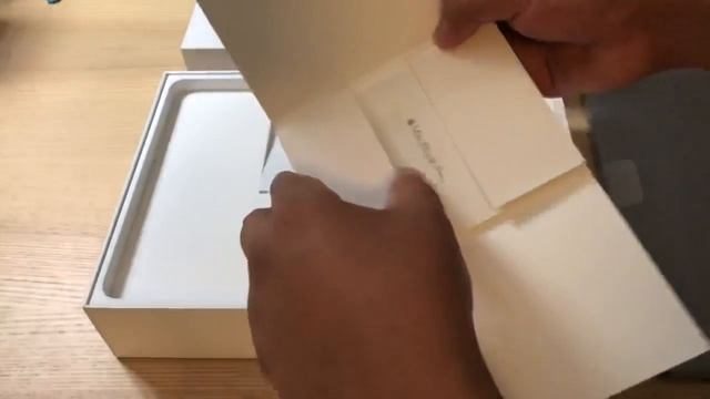 MacBook Pro 13 Inch (2018) Unboxing - Taking Frankie Tech to the next level! смотреть онлайн