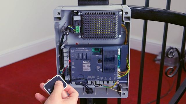 Nice MC824H - How to registering and programming remote controls смотреть онлайн