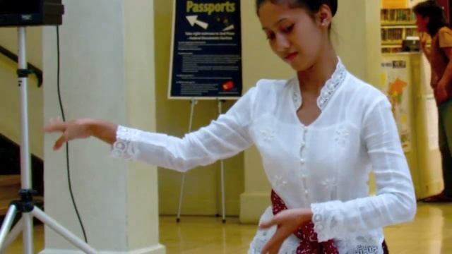 Cup of Java: Dances from Yogyakarta, Indonesia смотреть онлайн