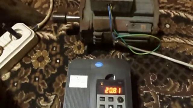 ИНВЕРТОР VFD ZW-BT1 . Запуск двигателя .Часть №2. смотреть онлайн