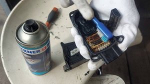 Чистка датчика положения педали газа Skoda Fabia | Fix My Car