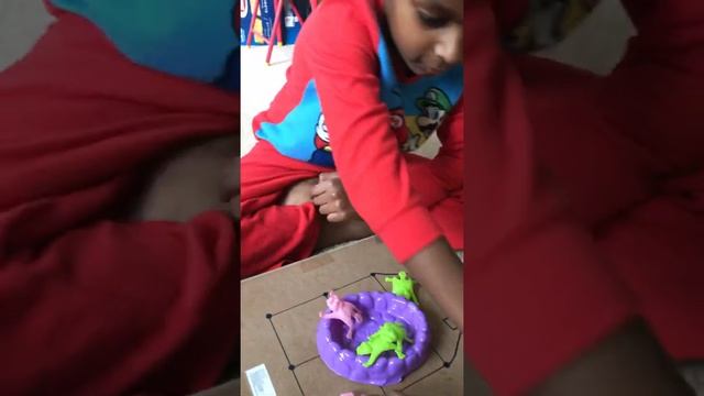 Fun indoor games /bunny jump in the Pool смотреть онлайн