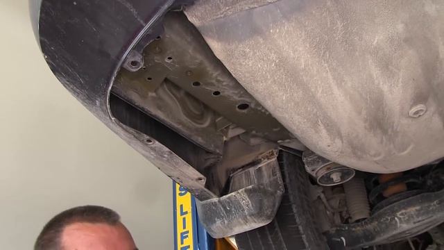 etrailer.com Trailer Hitch Installation - 2015 Honda Odyssey смотреть онлайн