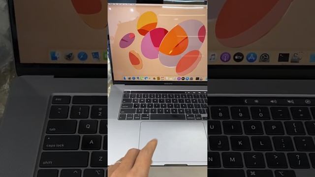 2T Channel - Nên chọn iPad hay Macbook, Laptop cho việc học online? смотреть онлайн