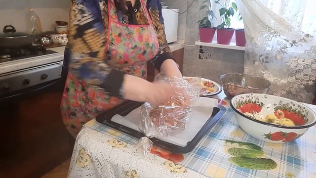 Ошеек запечённый в духовке в рукаве! Сочный и очень вкусный! смотреть онлайн