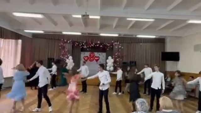 ПОУ ТЛ имени Дмитрия Кантемира, танец, для женщин в честь праздника 8 марта. смотреть онлайн