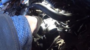 Чистка дроссельной заслонки Хундай Солярис,КИА РИО не снимая.Марка двигателя G4FG