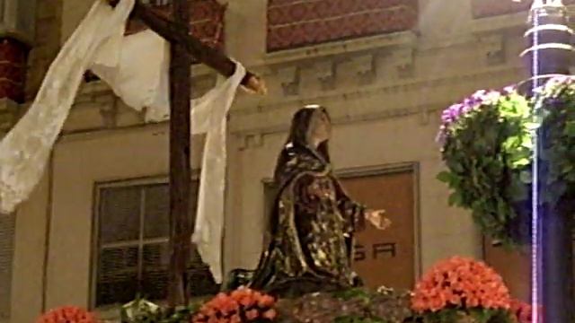 La Soledad de San Pablo por Larios. Semana Santa Málaga 2010. смотреть онлайн