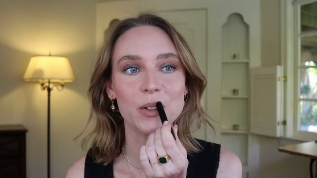 Victoria Beckham Beauty Brand Review | worth the money? смотреть онлайн