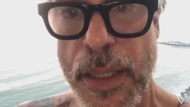 Diego Bertie se grabó en el balcón antes de tirarse смотреть онлайн