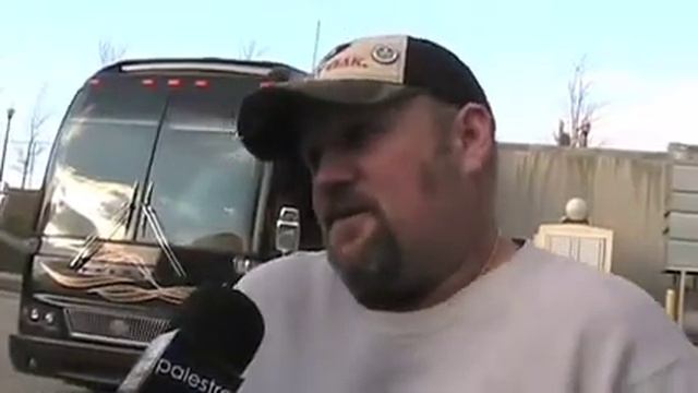 Larry The Cable Guy! смотреть онлайн