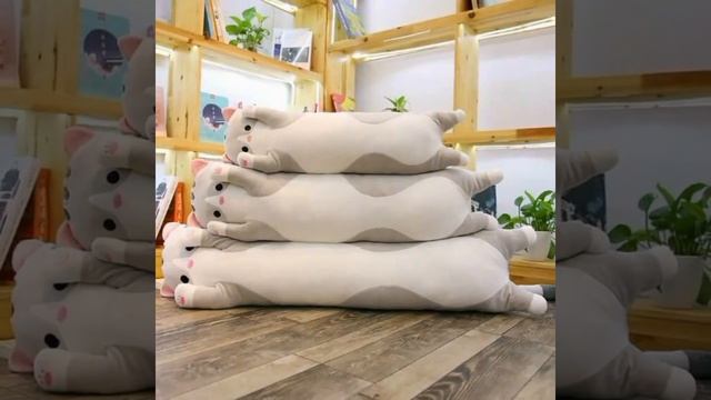 Кот-подушка-валик смотреть онлайн