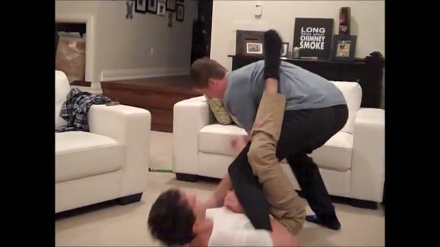 Crazy house wrestling! смотреть онлайн