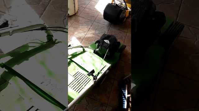 Работа газонокосилки после разборки и сборки карбюратора VIKING 448 смотреть онлайн