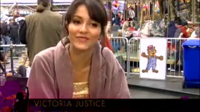 From Zoey 101 to Spectacular смотреть онлайн