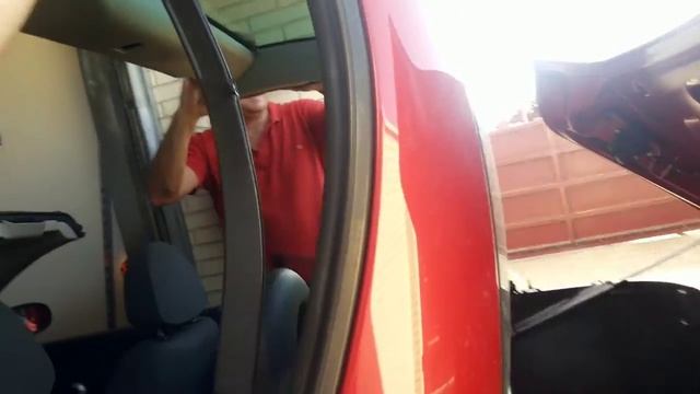 Capotar un nissan micra a mano reparacion capota www.solucionescabrio.com смотреть онлайн