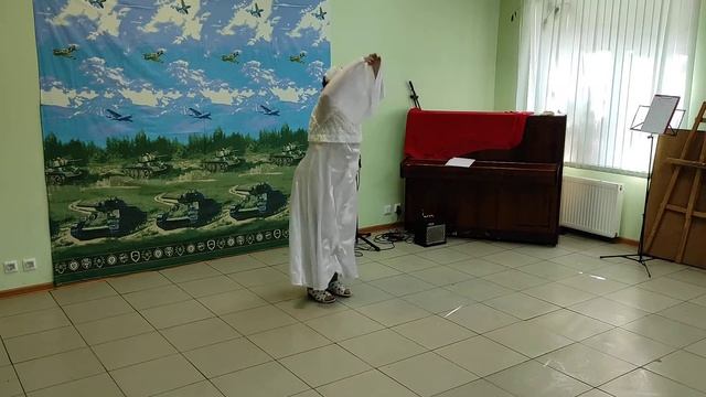 Танец под песню"Журавли." смотреть онлайн