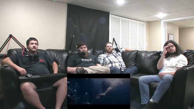 Renegades React to... Glass - Official Trailer смотреть онлайн