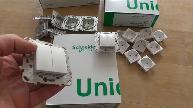 Двойной перекрестный выключатель Schneider Electric смотреть онлайн