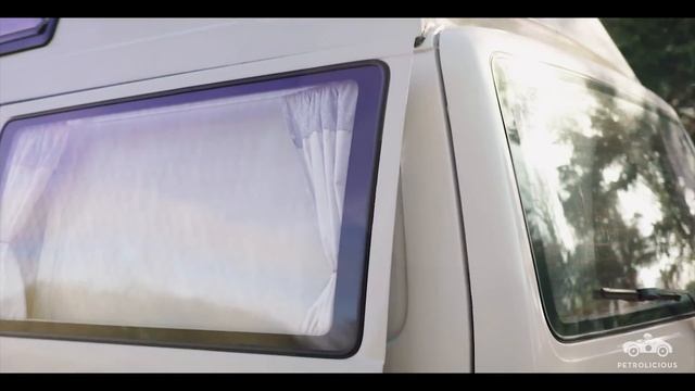 1996 Volkswagen T4 Transporter: The Rolling Home смотреть онлайн