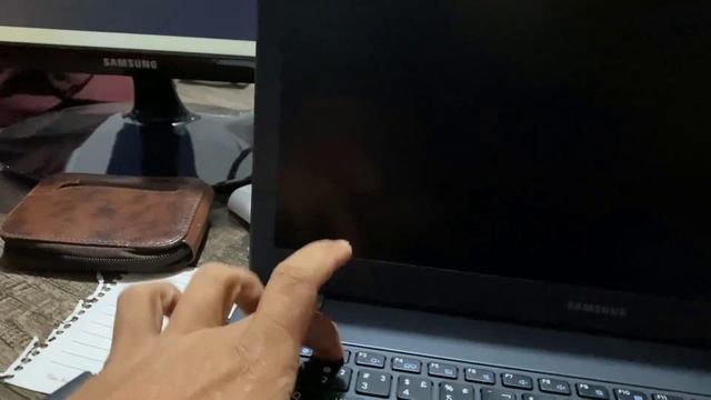 Como dar boot pelo Pendrive no notebook Samsung Essentials - Configurando a BIOS смотреть онлайн