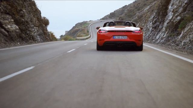 Porsche 718 Boxster and Boxster S trailer смотреть онлайн