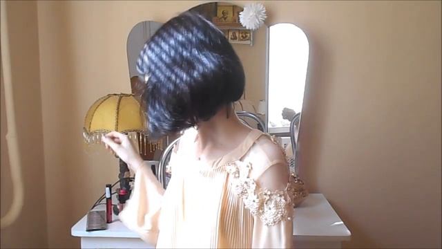 КАК ВЕДУТ СЕБЯ ВЛЮБЛЁННЫЕ ДЕВУШКИ? смотреть онлайн