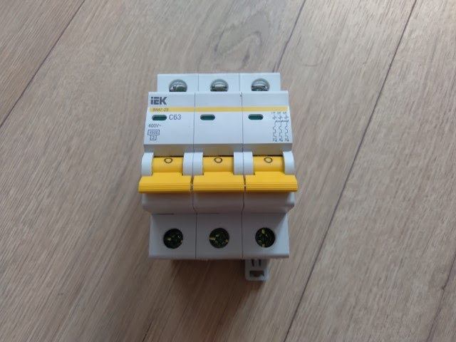 Обзор автоматического выключателя IEK ВА47-29 С63 смотреть онлайн