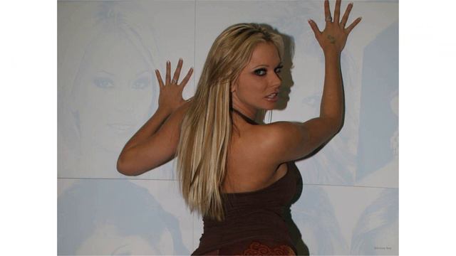 Briana Banks смотреть онлайн