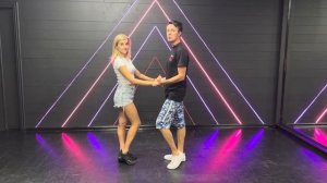 Бачата. Мадридский шаг или diagonal basic. Направления. Логинов Олег и Титова Ксения