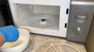 Микроволновка всегда «Сверкает от чистоты».Покажу хитрый способ как отмыть микроволновку за 1 минуту