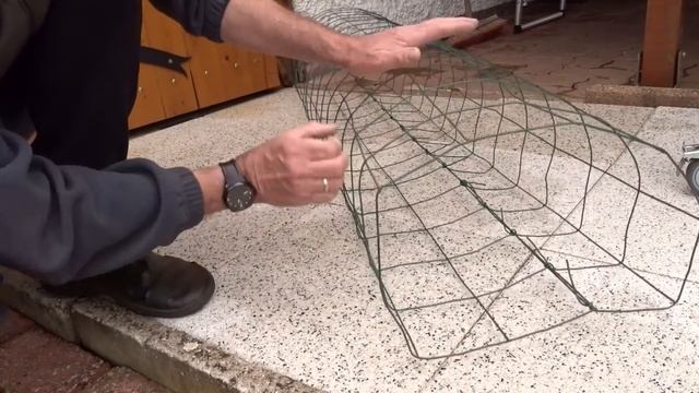 Comment créer une serre à tomates 2. Plantation, tuteurage sur ficelle смотреть онлайн