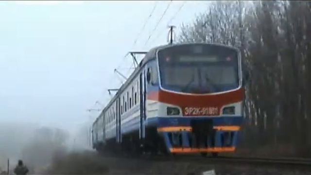 Электропоезд ЭР2К-918.mp4 смотреть онлайн