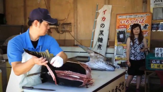 Япония Морепродукты-Шоу Разделки Тунца на Филейные Части смотреть онлайн